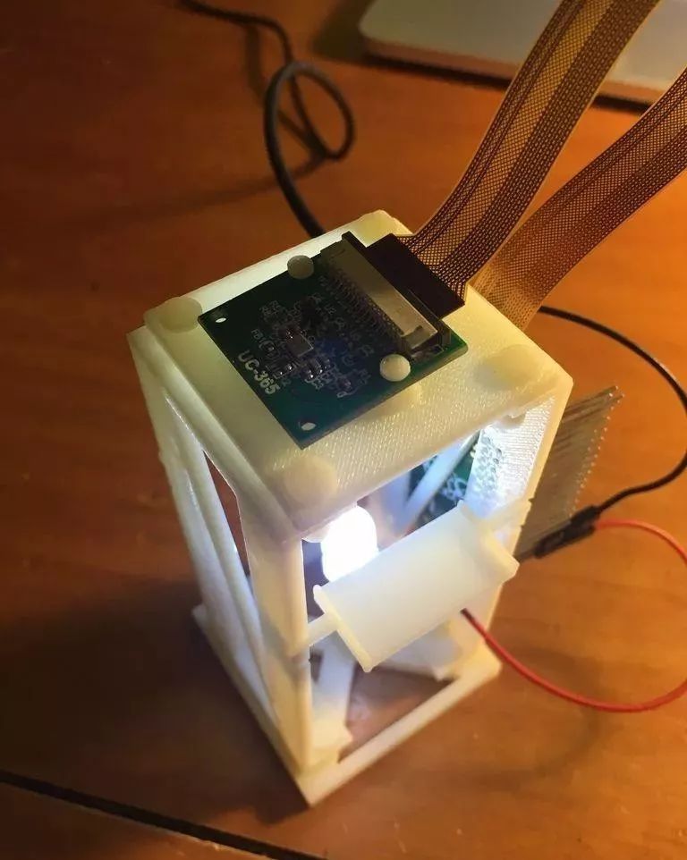 Create a Low-Cost Interactive Microscope with Raspberry Pi