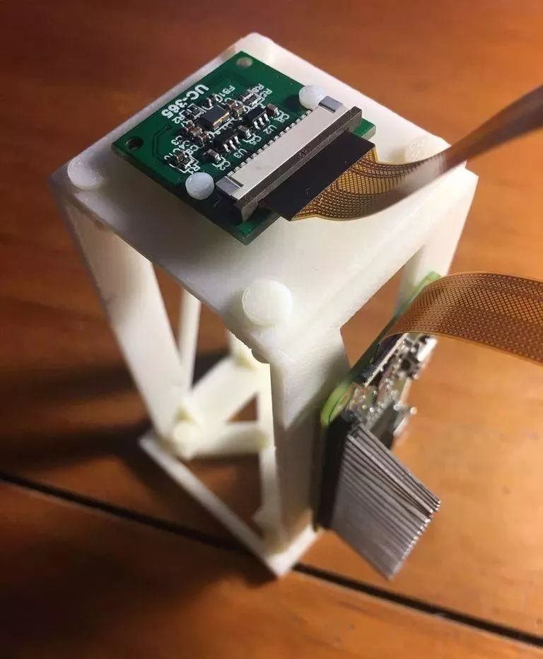 Create a Low-Cost Interactive Microscope with Raspberry Pi
